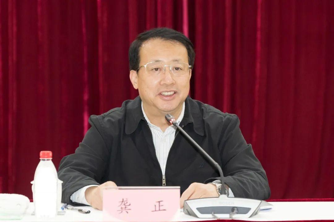 2025年新澳正版资料大全、2025澳门正版资料免费大全请全面2释义、解释与落实、构建解答解释落实